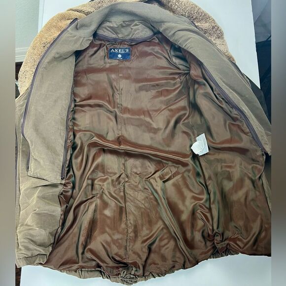 Axel's Vail Colorado Parka  With Leather and Real Fur - Picture 5 of 16